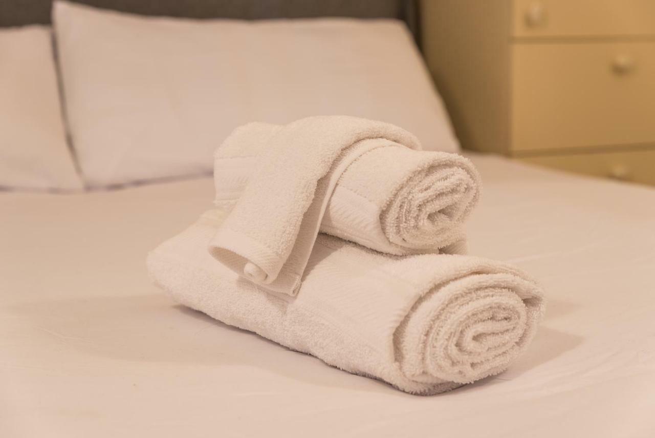 Castel Morrone Apartment Милано Екстериор снимка
